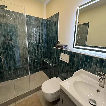 شقة Big Premium With Rhine View, Totally New