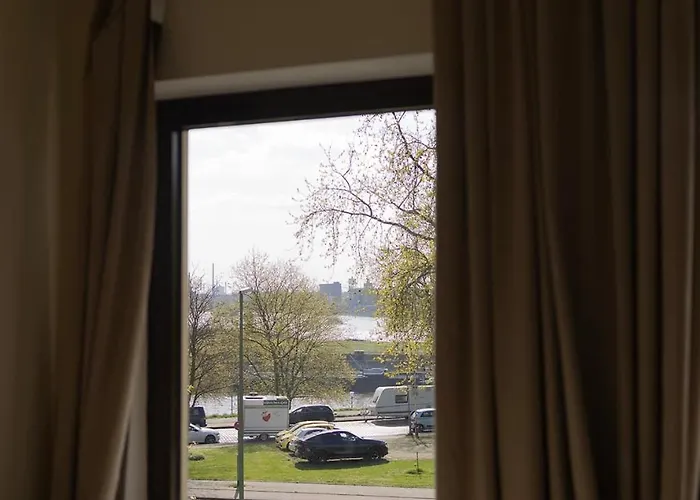 Big Premium With Rhine View, Totally New * Duisburg