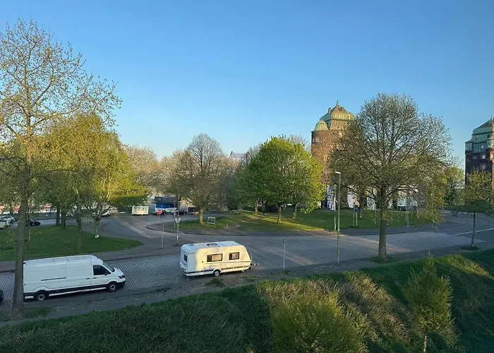 Apartment Big Premium With Rhine View, Totally New